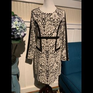 Comfortable beauty in a medium weight dress.